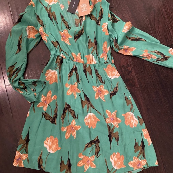 Vero Moda floral long sleeved dress - Picture 3 of 8